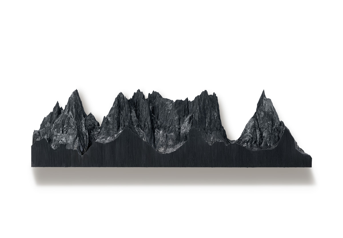 Morph n Stretch, 2026, 20 x 160 x 45 cm, manipulated Geo-Data, 3D-Print, Oilpaint, Private Collection Berlin